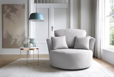 Darcy Swivel Chair